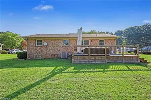 4031 Sherwood Forest Dr, Trinity, NC 27370 - Photo 17
