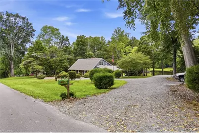 4184 Sunnydell Drive, Winston-Salem, NC 27105 - Photo 7