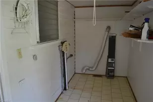 504 W Murphy St, Madison, NC 27025 - Photo 25