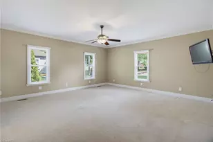 917 Overlook Ave, Eden, NC 27288 - Photo 15