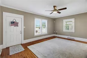 917 Overlook Ave, Eden, NC 27288 - Photo 5