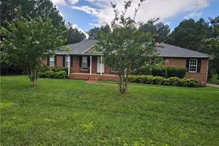 306 Gardner Point Dr, Stony Point, NC 28678 - Photo 1