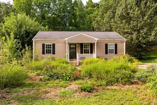 717 Scott Ct, Burlington, NC 27215 - Photo 1