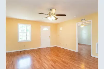 717 Scott Court, Burlington, NC 27215 - Photo 9