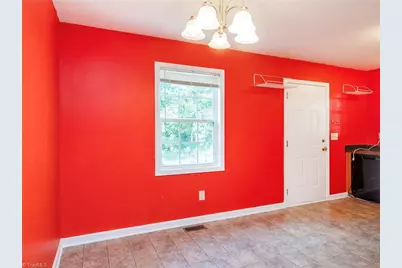 717 Scott Court, Burlington, NC 27215 - Photo 17