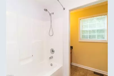 717 Scott Court, Burlington, NC 27215 - Photo 23