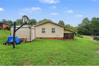 4304 N Jasmin Court, Winston-Salem, NC 27105 - Photo 21