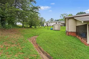 4304 N Jasmin Ct, Winston-Salem, NC 27105 - Photo 23