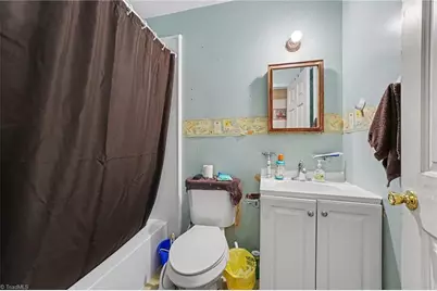 4304 N Jasmin Court, Winston-Salem, NC 27105 - Photo 17