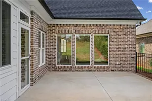 1347 Maple Chase Ln, Winston-Salem, NC 27106 - Photo 37