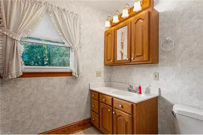 7010 Hemphill Road, Julian, NC 27283 - Photo 25