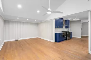 1502 Liberty Dr, Greensboro, NC 27408 - Photo 15