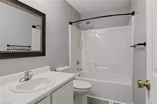 804 Remount Ct, Greensboro, NC 27409 - Photo 19