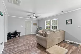 201 Wolf Island Rd, Reidsville, NC 27320 - Photo 7