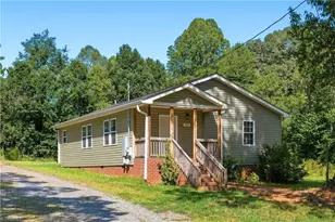 201 Wolf Island Rd, Reidsville, NC 27320 - Photo 1
