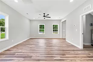 2808 Reynolds Park Rd, Winston-Salem, NC 27107 - Photo 11