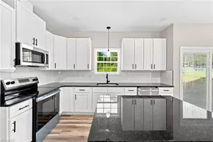 2808 Reynolds Park Rd, Winston-Salem, NC 27107 - Photo 11