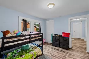 1207 Vernon Pl, High Point, NC 27260 - Photo 21