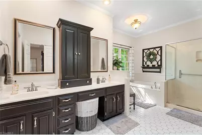 237 Village Green Square, Winston-Salem, NC 27104 - Photo 21