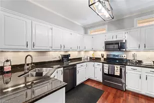 237 Village Green Square, Winston-Salem, NC 27104 - Photo 11