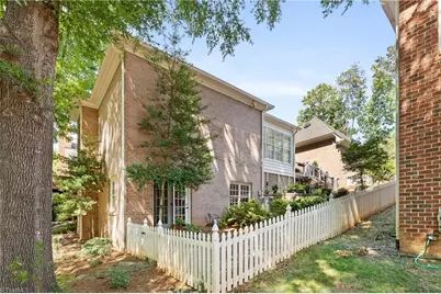 237 Village Green Square, Winston-Salem, NC 27104 - Photo 43