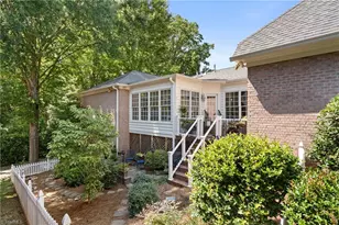 237 Village Green Square, Winston-Salem, NC 27104 - Photo 41