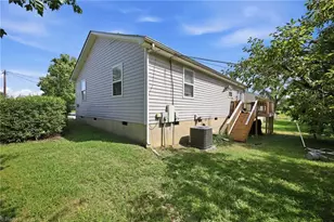 326 Bingham St, Greensboro, NC 27401 - Photo 21