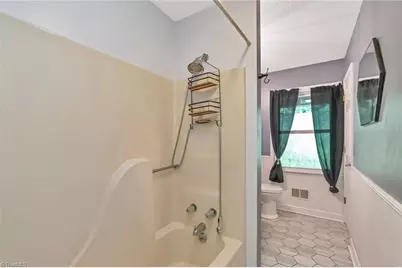 414 Plaza Drive, Wilkesboro, NC 28697 - Photo 19