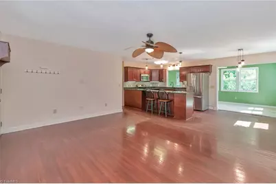 414 Plaza Drive, Wilkesboro, NC 28697 - Photo 5