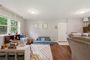 211 Yorktown Rd, Kernersville, NC 27284 - Photo 19