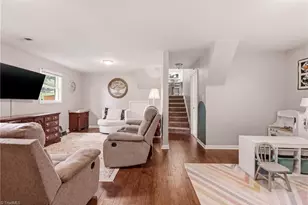 211 Yorktown Rd, Kernersville, NC 27284 - Photo 17