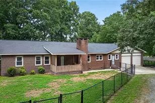 1400 Clyde Underwood Rd, Siler City, NC 27344 - Photo 5