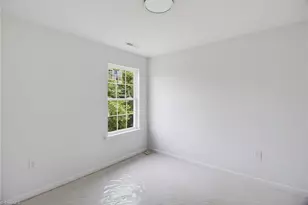 515 Holt St, Lexington, NC 27292 - Photo 17