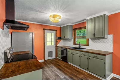 206 Laura Road, Madison, NC 27025 - Photo 11