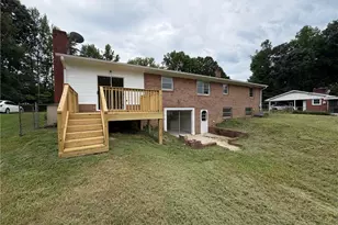 140 Joyce Dr, Winston-Salem, NC 27107 - Photo 5