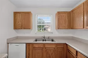 461 Bedford Knoll Dr, Winston-Salem, NC 27107 - Photo 11