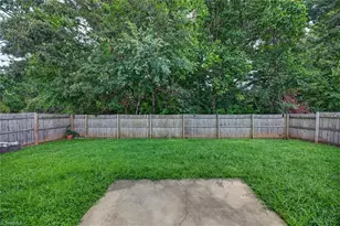 461 Bedford Knoll Dr, Winston-Salem, NC 27107 - Photo 23