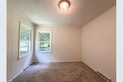 1613 Larkin Street, High Point, NC 27262 - Photo 9