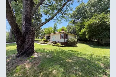 1613 Larkin Street, High Point, NC 27262 - Photo 17
