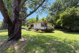 1613 Larkin St, High Point, NC 27262 - Photo 17