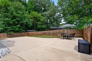 915 Aberdeen Rd, High Point, NC 27265 - Photo 41