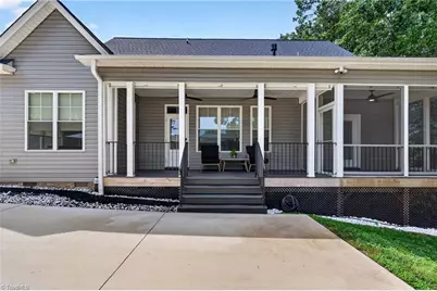 915 Aberdeen Road, High Point, NC 27265 - Photo 37