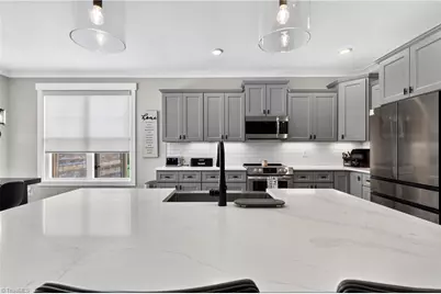 915 Aberdeen Road, High Point, NC 27265 - Photo 11