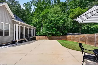 915 Aberdeen Road, High Point, NC 27265 - Photo 39