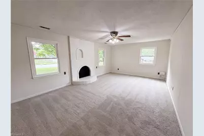 1040 Shenandoah Court, Winston-Salem, NC 27103 - Photo 5