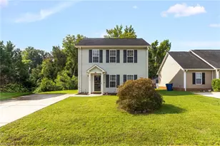604 W Whitsett St, Graham, NC 27253 - Photo 1