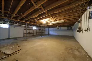 241 Commonwealth Dr, Winston-Salem, NC 27104 - Photo 31