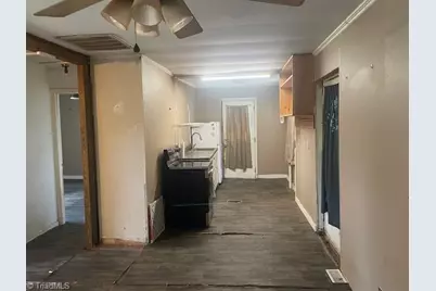 1314 Mayfair Avenue, Greensboro, NC 27405 - Photo 7
