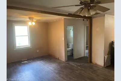 1314 Mayfair Avenue, Greensboro, NC 27405 - Photo 9