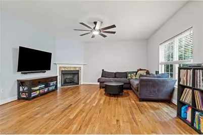 2211 Wanda Drive, Greensboro, NC 27408 - Photo 9